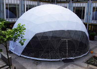 Tenda all'aperto della cupola geodetica del riparo di Glamping di mostra di eventi della festa nuziale