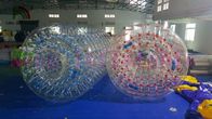 Passeggiata gonfiabile emozionante dei giocattoli dell'acqua su una palla di rullo del PVC trasparente di 1.0mm