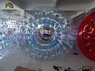 Passeggiata gonfiabile emozionante dei giocattoli dell'acqua su una palla di rullo del PVC trasparente di 1.0mm