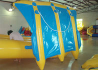 Tela cerata gonfiabile del PVC di forma della banana delle barche della pesca con la mosca dello sport acquatico per 6 persone