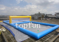 Corte di beach volley gonfiabile di sport dell'acqua gonfiabile blu dei giochi