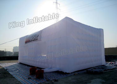 Impermeabilizzi la tenda gonfiabile bianca cucita di evento del PVC velocemente gonfiata per attività