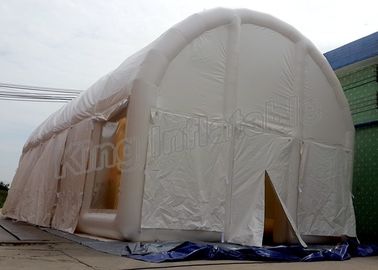 Puntura - tenda gonfiabile della prova chiara fatta con la tela cerata del PVC di 0.9mm, 12.7mL*5.7mW*3.07mH