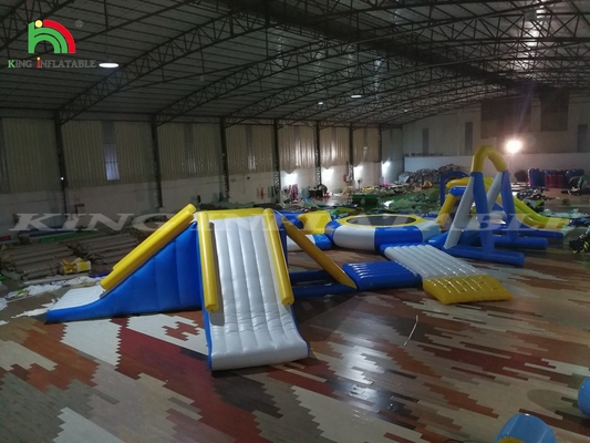 Parco acquatico gonfiabile Gioco galleggiante