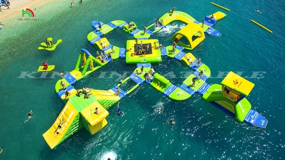 Parco acquatico gonfiabile commerciale giochi d'acqua galleggianti ostacolo attrezzature parco acquatico