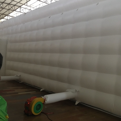 Tenda gonfiabile in pvc bianco per club notturno club notturno gonfiabile eventi di nozze festa cubo in vendita