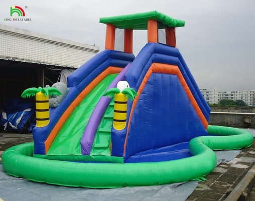 Parco giochi per bambini attrezzature scivolo d'acqua gonfiabile salto salto castello