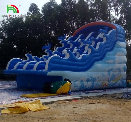 Scivolo d'acqua gonfiabile per piscina per bambini adulti