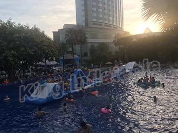 Parco dell'acqua di esplosione dei bambini del grado commerciale, sport acquatici gonfiabili giganti
