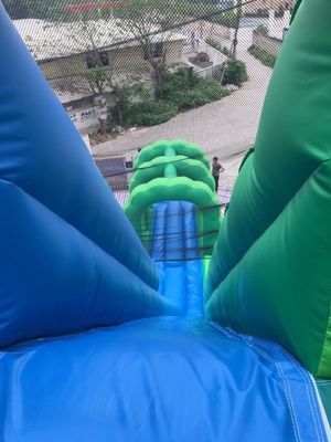 Scivolo d'acqua gigante gonfiabile scivolo d'acqua gonfiabile commerciale con piscina