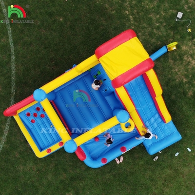Corso di ostacoli gonfiabile Casa di rimbalzo Castello con scivoli Area di rimbalzo e ostacoli Arrampicata con soffiatore