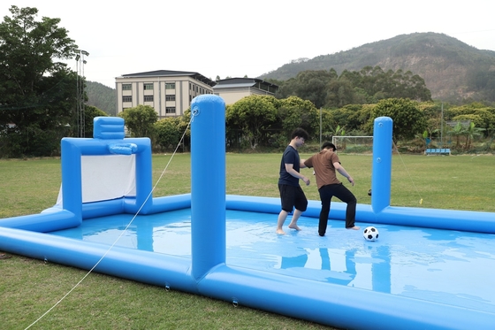 Gioco sportivo gonfiabile in PVC Blu Gioco d'acqua gonfiabile pallavolo rete Campo di calcio Campo di calcio Campo di arena Campo di calcio gonfiabile Campo