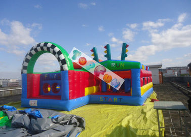 Città gonfiabile di divertimento dei bambini