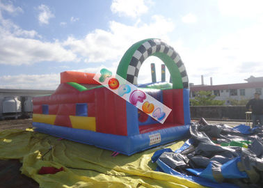 Città gonfiabile di divertimento dei bambini
