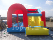 Castello di salto gonfiabile del mondo di divertimento del cortile dei bambini con la tela cerata del PVC, il colore su misura e la dimensione