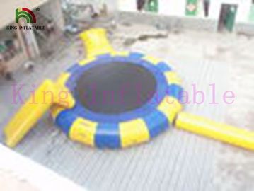 Buttafuori di salto dell'acqua del giocattolo del trampolino dell'acqua gonfiabile del colpo per i bambini e gli adulti