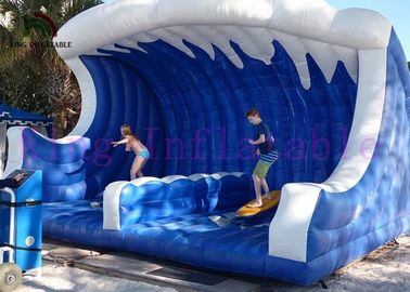 Giocattolo gonfiabile blu/bianco di sport dei giochi 0.55mm del mare gonfiabile praticante il surfing simulato del PVC