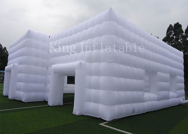 Tenda gonfiabile di evento di colore della fiera commerciale bianca di mostra con la finestra