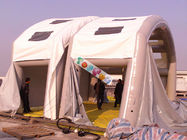 La struttura gonfiabile ermetica invia la tenda/tenda pieghevole e portatile di evento