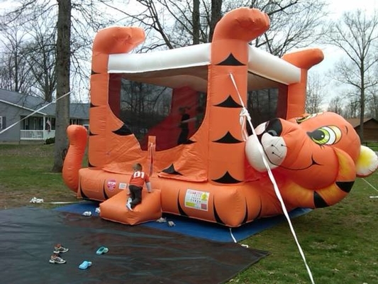 Il PVC ha ricoperto il fumetto Tiger Inflatable Bouncer Castle Blow sul castello di salto