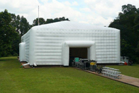 Tenda gonfiabile ad arco della tenda foranea di evento con l'entrata del tunnel della finestra