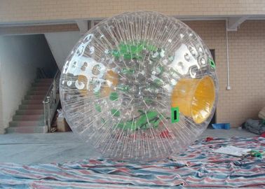 Palla gonfiabile di inverno 1.0mm TPU Zorb con Harnees verde e le uscite gialle