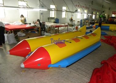 La persona 8 ha personalizzato la barca di banana trainabile un PVC da 0,9 millimetri per il parco dell'acqua
