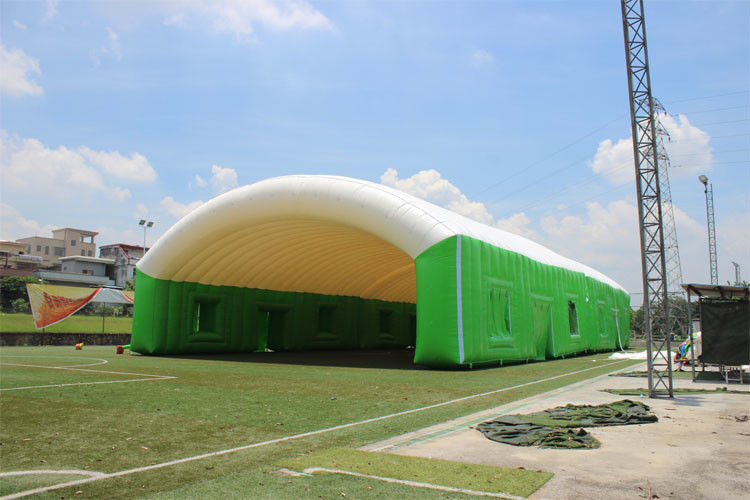 Tenda gonfiabile gigante di evento/tenda gonfiabile del partito per il campo del gioco di sport all'aperto